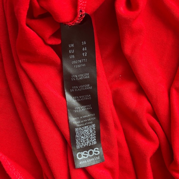ASOS Chic Red Maxi Dress - Picture 9 of 9